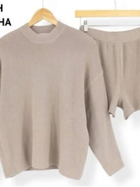 Zenana Outfitters Beige Crew Neck Sweater Set